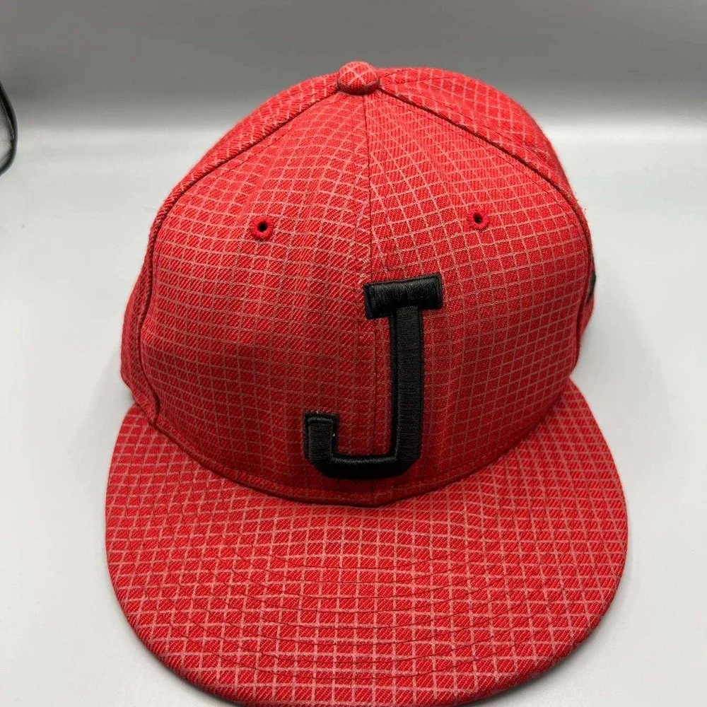 Air Jordan True Flight Hat Men 7 1/4 Red‎ Embroidered Logo Jumpman Fitted Cap